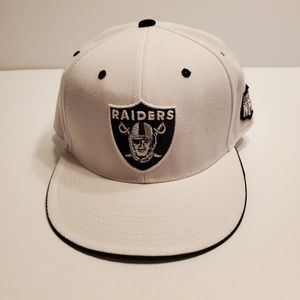 NFL Oakland Raiders hat cap New XL New, no tags